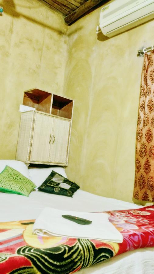 Roshnai Village Resort Bolpur Phòng bức ảnh